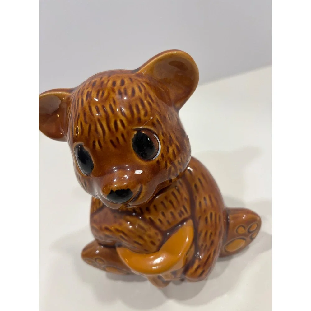 Vintage Ceramic Honey Bear Jar Brown Glossy Figurine Made in Taiwan 5.5